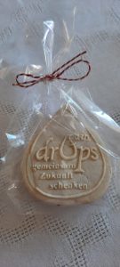 Ein Bild, das Text, Whiteboard enthält.

Automatisch generierte Beschreibung